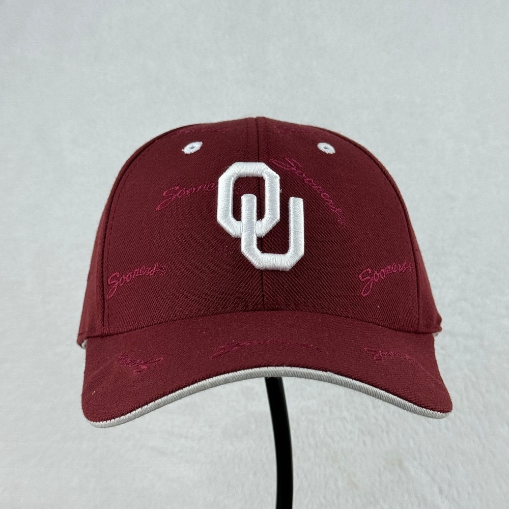 Top‎ of the World Sooners Hat Baseball Cap Embroidered OU Logo All Over Maroon